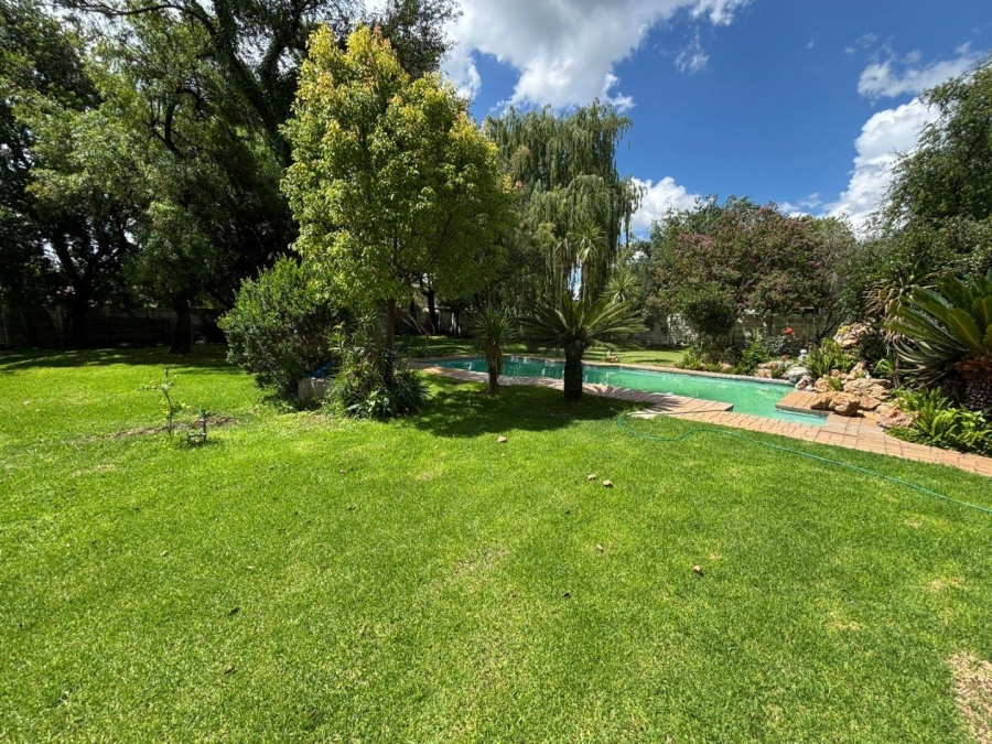 5 Bedroom Property for Sale in Parys Free State